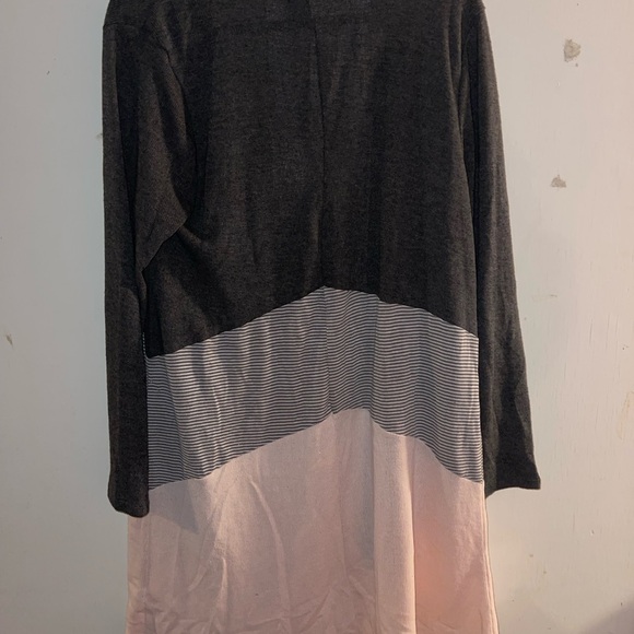 Maurices Charcoal and Blush Open Front Cardigan - Picture 3 of 3